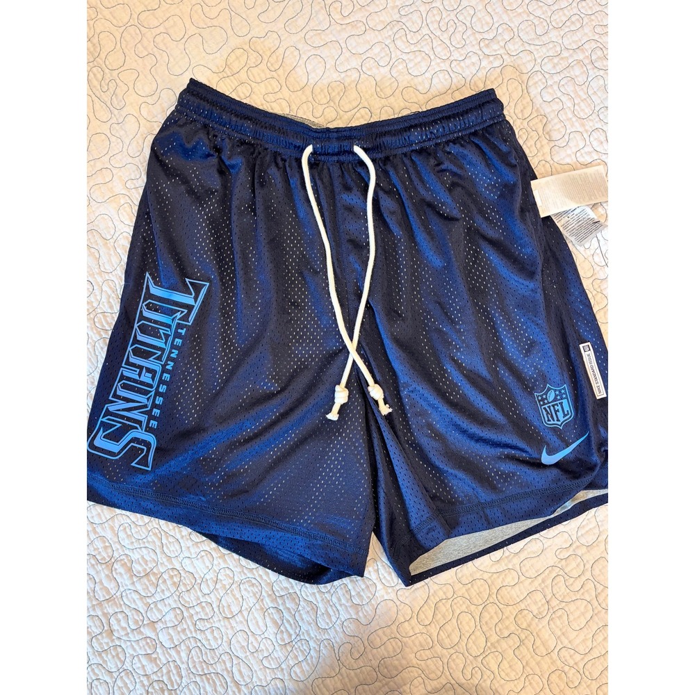 Nike Tennessee Titans NFL Standard Issue Reversible Shorts Mens Medium Gray Navy